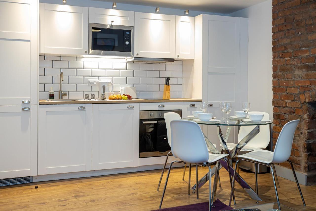 Pillo Rooms Serviced Apartments - Salford Манчестер Экстерьер фото