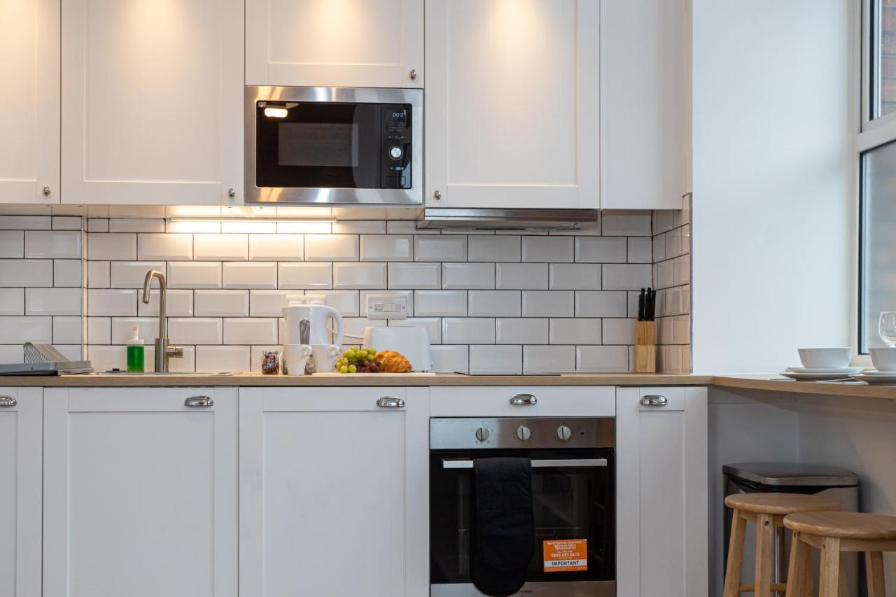 Pillo Rooms Serviced Apartments - Salford Манчестер Экстерьер фото