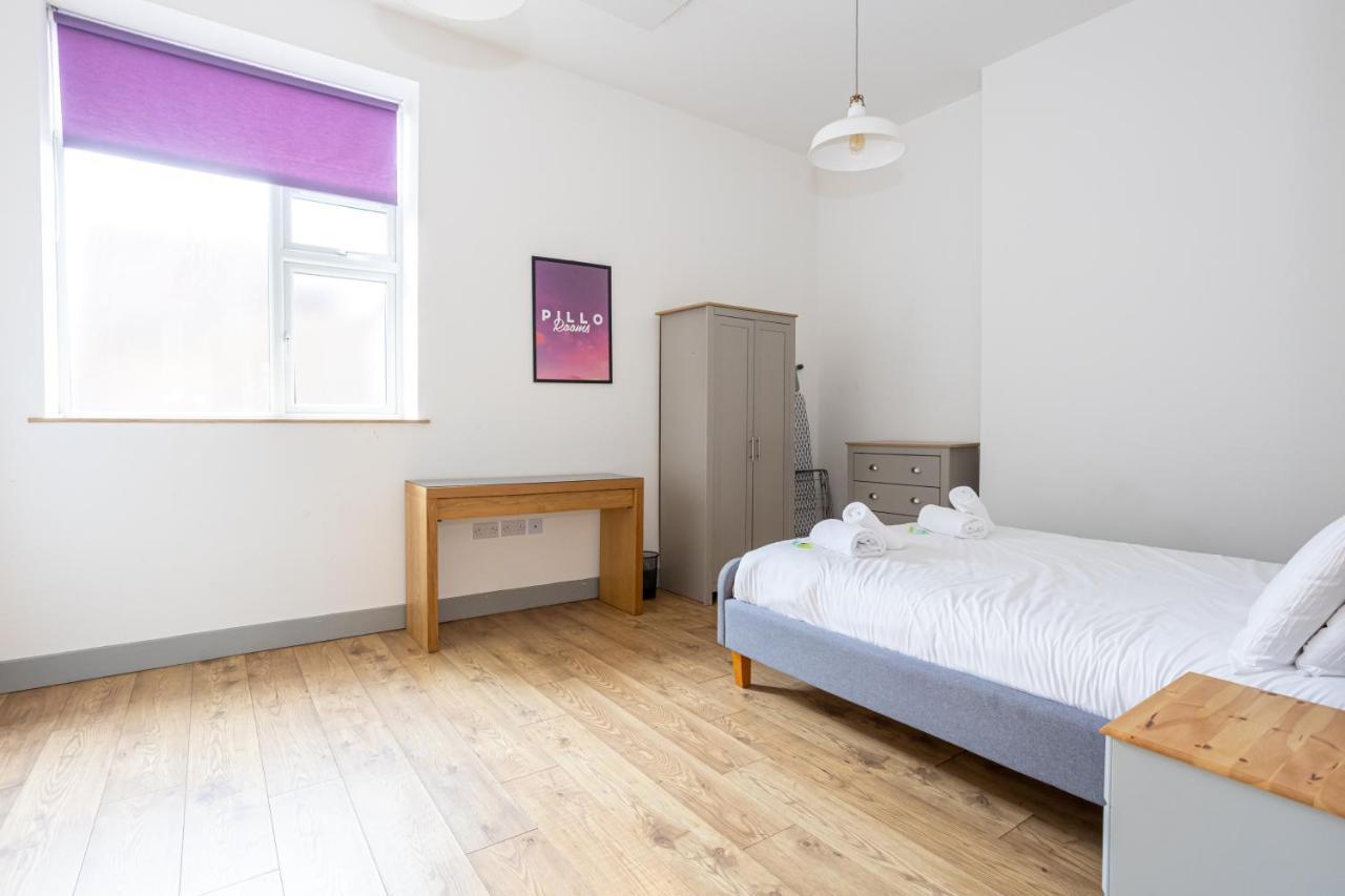 Pillo Rooms Serviced Apartments - Salford Манчестер Экстерьер фото