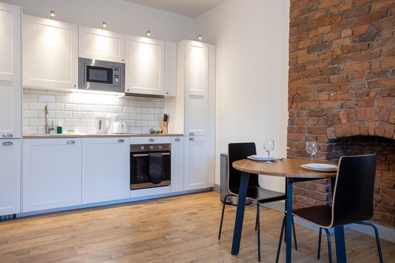 Pillo Rooms Serviced Apartments - Salford Манчестер Экстерьер фото