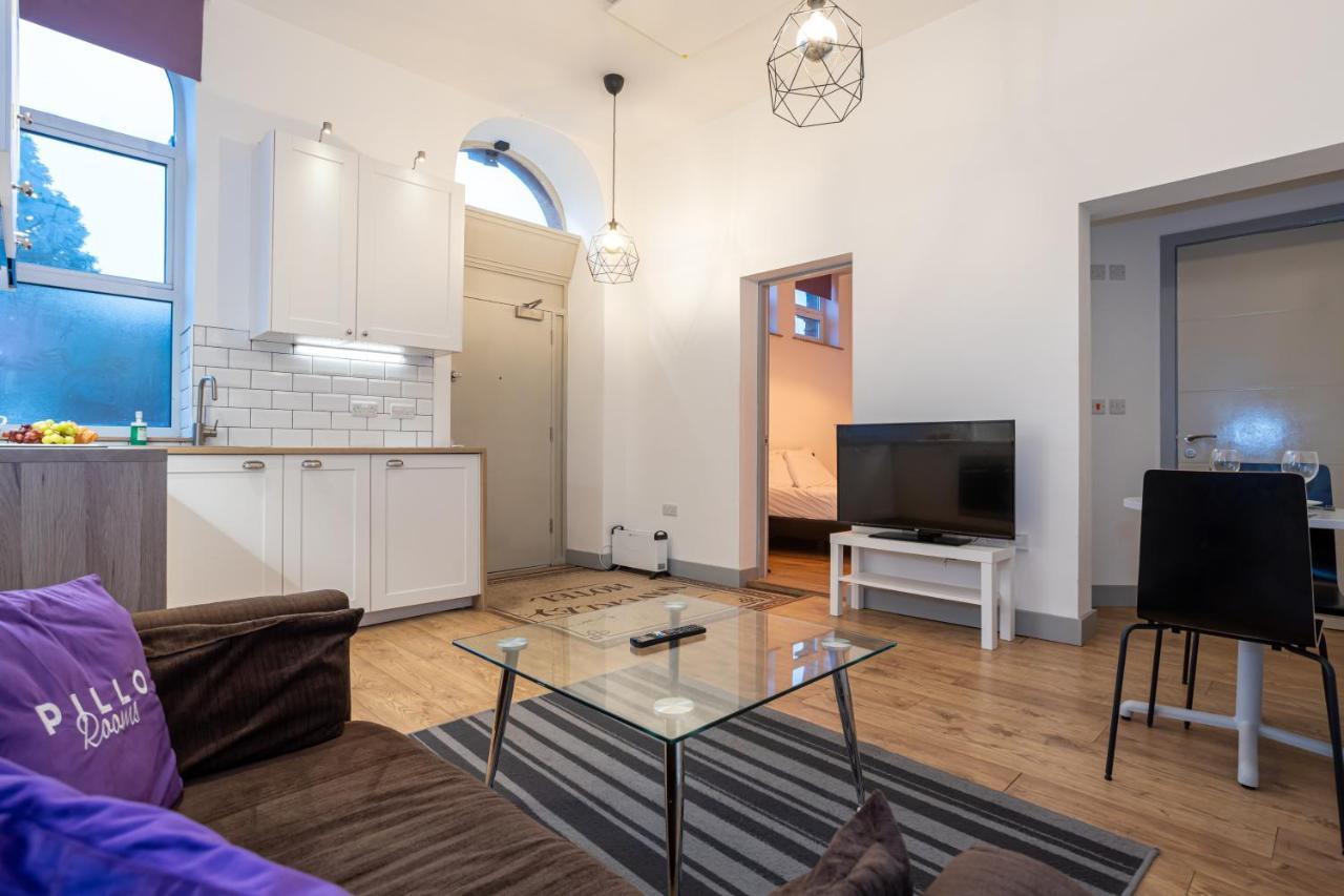 Pillo Rooms Serviced Apartments - Salford Манчестер Экстерьер фото