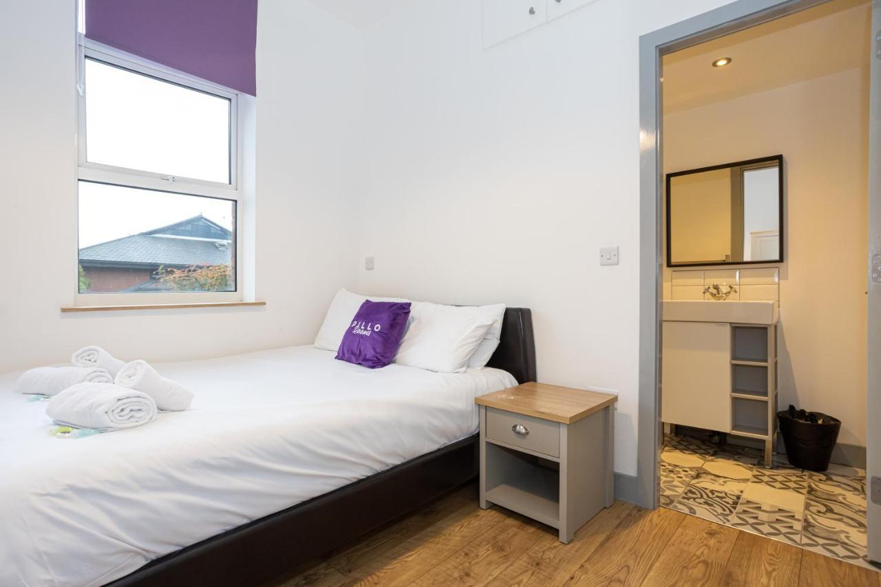 Pillo Rooms Serviced Apartments - Salford Манчестер Экстерьер фото